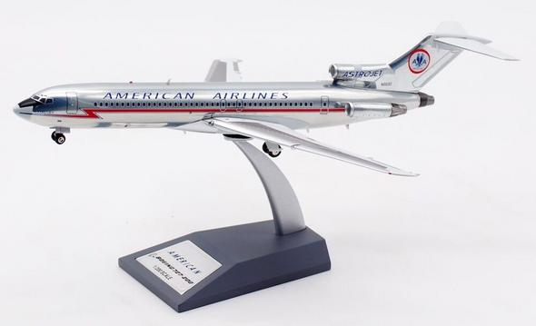 IF722AA0123P | InFlight200 1:200 | Boeing 727-223 American Airlines 'polished' N6830 (with stand)