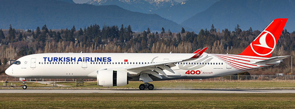XX40171A | JC Wings 1:400 | Airbus A350-900XWB Turkish Airlines TC-LGH, '400th Aircraft' (flaps down)