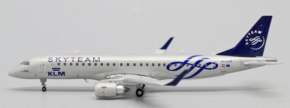 XX40061 | JC Wings 1:400 | Embraer ERJ-190 KLM 'Cityhopper' PH-EZX