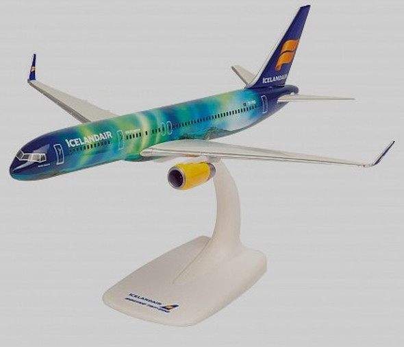 610735-001 | Herpa Snap-Fit (Wooster) 1:200 | Boeing 757-200 Icelandair TF-FIU, 'Hekla Aurora'