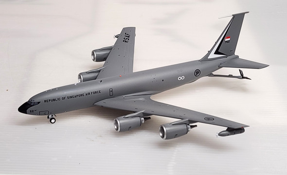 IF135RSAF752 | InFlight200 1:200 | Boeing KC-135R Singapore Air Force 752 (with stand)