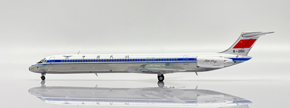 XX40097 | JC Wings 1:400 | McDonnell Douglas MD-82 CAAC Polished Reg: B-2101 | is due: December 2023