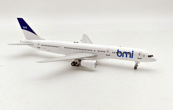 IF752BM1223 | InFlight200 1:200 | Boeing 757-28A BMI British Midland G-STRY with stand | is due: December 2023