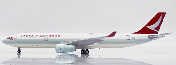 EW4333010 | JC Wings 1:400 | Airbus A330-300 Misc Dragon Reg: B-LBF With Antenna | is due: March 2024