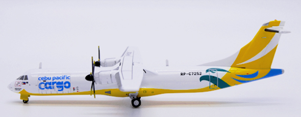 XX40066 | JC Wings 1:400 | ATR72-500F Cebu Pacific Cargo Reg: RP-C7252 | is due: April 2024