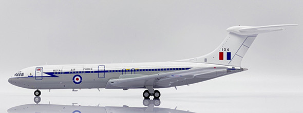 LH2386 | JC Wings 1:200 | Vickers VC10 Royal Air Force C1K Reg: XV104 With Stand | is due: April 2024