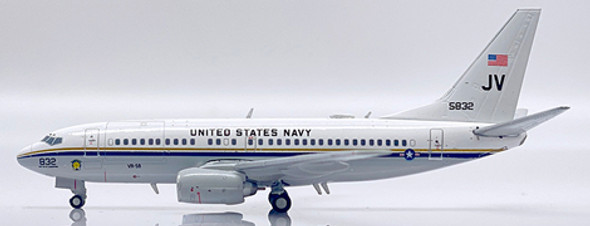 XX40076 | JC Wings 1:400 | Boeing C-40A US Navy Clipper Sunseekers Reg:165832 | is due: May 2024