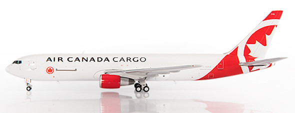 XX40191 | JC Wings 1:400 | Boeing 767-300ER(BDSF) Air Canada Cargo Reg: C-GDUZ With Antenna | is due: May 2024