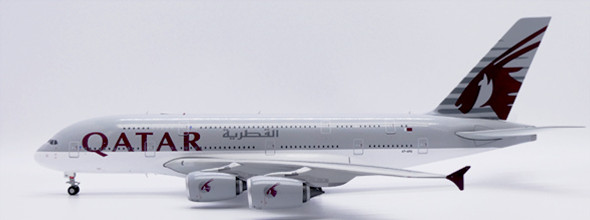 XX20200 | JC Wings 1:200 | Airbus A380 Qatar Airways Reg: A7-APG | is due: May 2024