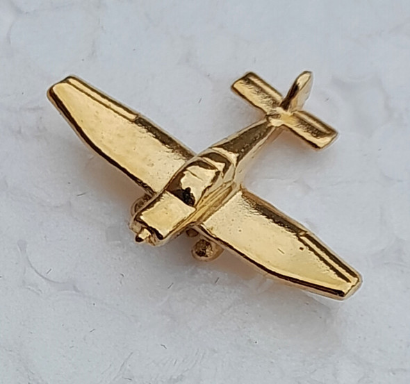 CL094 | Clivedon Collection Pin Badges | SOCIETE AVIONS Jodel 22ct Gold plated pin badge