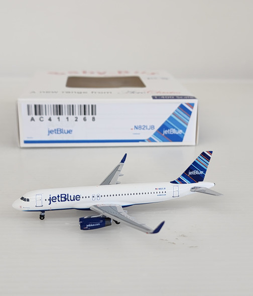 AC411268 | Aero Classics 1:400 | Airbus A320WL Jetblue N821JB