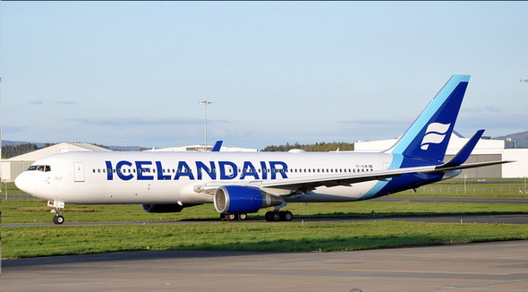 PH11910 | Phoenix 1:400 | Boeing 767-300ER Icelandair Boreal Blue TF-ISW | is due June 2024