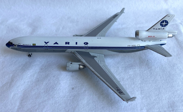 BP012-MD11VarigPPVOQ | 1:400 | MD-11 Varig PP-VOQ