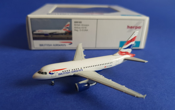 509183 | Herpa Wings 1:500 | Airbus A318 British Airways G-EUNA