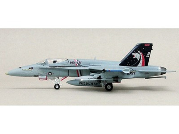 W144-04001 | Sky Guardians 1:144 | F/A18C Hornet US Navy VFA-131 'Wildcats' CAG