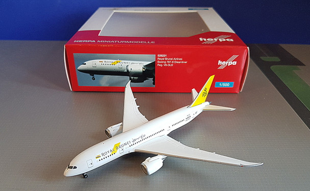 528221 | Herpa Wings 1:500 | Boeing 787-8 Royal Brunei V8-DLD
