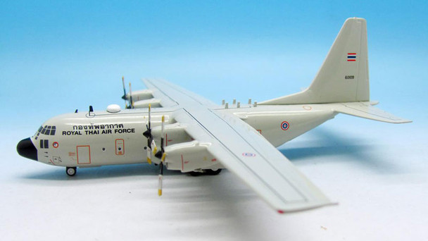 JF-C130-002 | JFox Models 1:200 | C-130 Hercules Thai AF L8-9/35 (with stand)