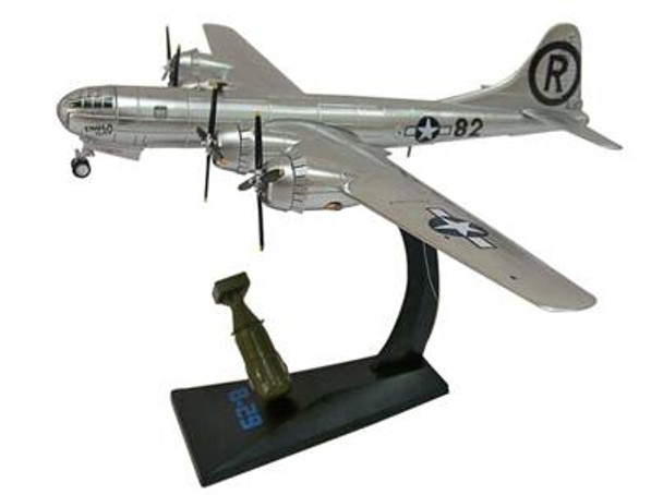 AF1-0112B | Air Force 1 1:144 | B-29 Superfortress 'Enola Gay' (with 'Little Boy' atomic bomb)