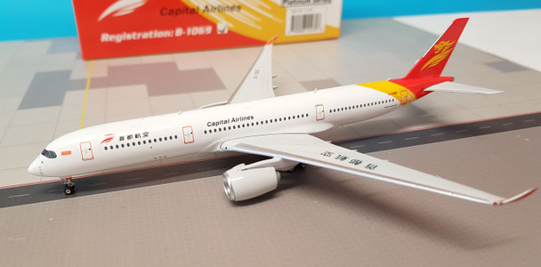 PH11470 | Phoenix 1:400 | Airbus A350-900 Capital Airlines B-1069