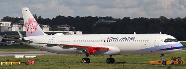 XX40032 | JC Wings 1:400 | China Airlines Airbus A321NEO Reg: B-18102 | is due: November-2021