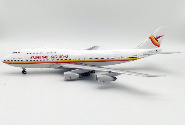 IF744PY0622 | InFlight200 1:200 | Boeing 747-300 Surinam Airways PZ-TCM (with stand)