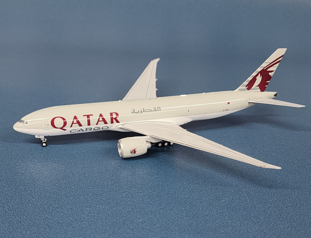 NG72023 | NG Models 1:400 | Boeing 777F Qatar Cargo A7-BFZ