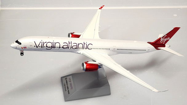 B-VIR-35X-EVE | Blue Box 1:200 | Airbus A350-1000 Virgin Atlantic G-VEVE (with stand)