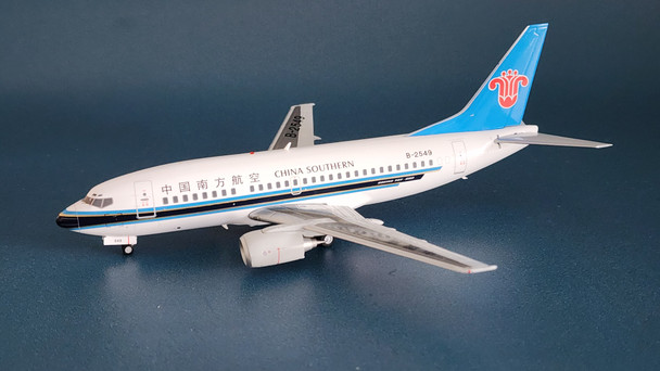 XX20230 | JC Wings 1:200 | Boeing 737-500 China Southern Airlines Reg: B-2549
