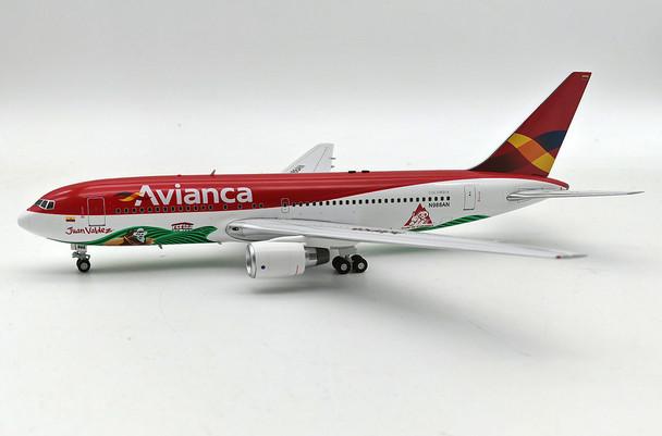 IF762AV1123SP | InFlight200 1:200 | Boeing 767-200 Avianca N988AN with stand)