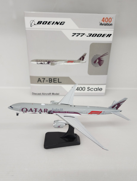 AV4182 | Aviation 400 1:400 | Boeing 777-300ER Qatar Airways A7-BEL, 'F1 Global Airline'