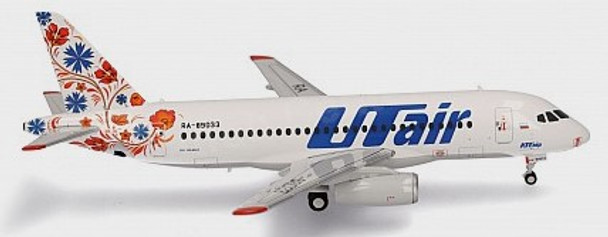 572897 | Herpa Wings 1:200 1:200 | Sukhoi Super Jet SSJ-100 UT Air Express RA89033