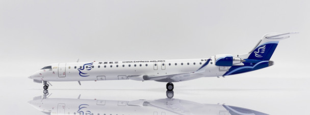 XX20340 | JC Wings 1:200 | Bombardier CRJ-900LR China Express Airlines Reg: B-3382 | is due: December 2023