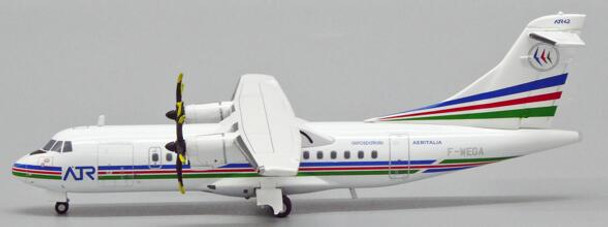 LH2233 | JC Wings 1:200 | ATR42-300 House colours F-WEGA (with stand) | is due: December 2023