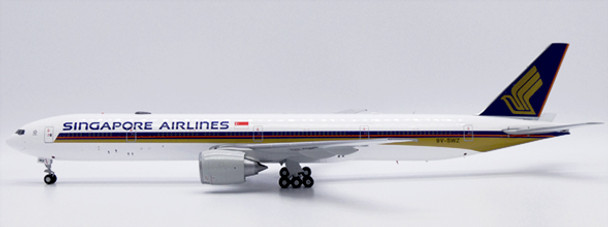 EW277W010 | JC Wings 1:200 | Boeing 777-300ER Singapore Airlines Reg: 9V-SWZ | is due: March 2024