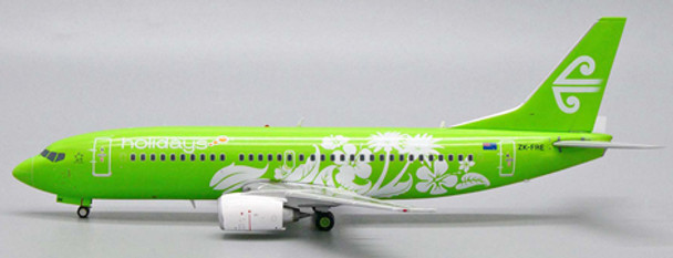 XX20074 | JC Wings 1:200 | Boeing 737-300 Air New Zealand Holidays Reg: ZK-FRE With Stand | is due: May 2024