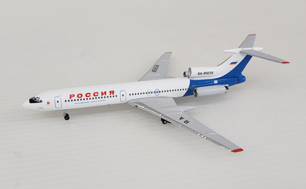AC411245 | Aero Classics 1:400 | Tupolev TU-154M Rossiya RA-85658