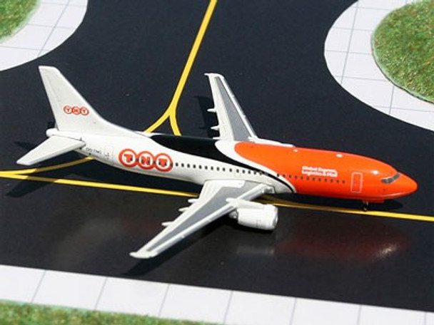 GJTAY473 | Gemini Jets 1:400 1:400 | Boeing 737-300 TNT Cargo OO-TNG