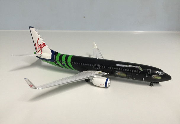 DP003 | Blue Box 1:200 | Boeing 737-800 Virgin Blue Airlines 'Gillette Razor' VH-VOI