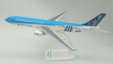 PPC223151 | PPC Models 1:200 | A330-200 Aerolineas Argentinas LV-FVH (plastic push-fit) 1:200 Scale