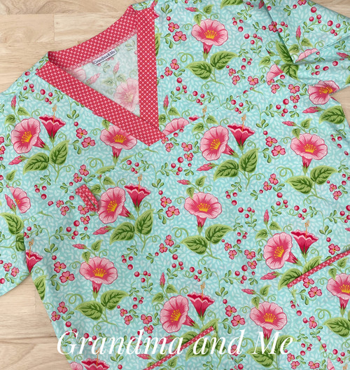 L Scrub Top Floral