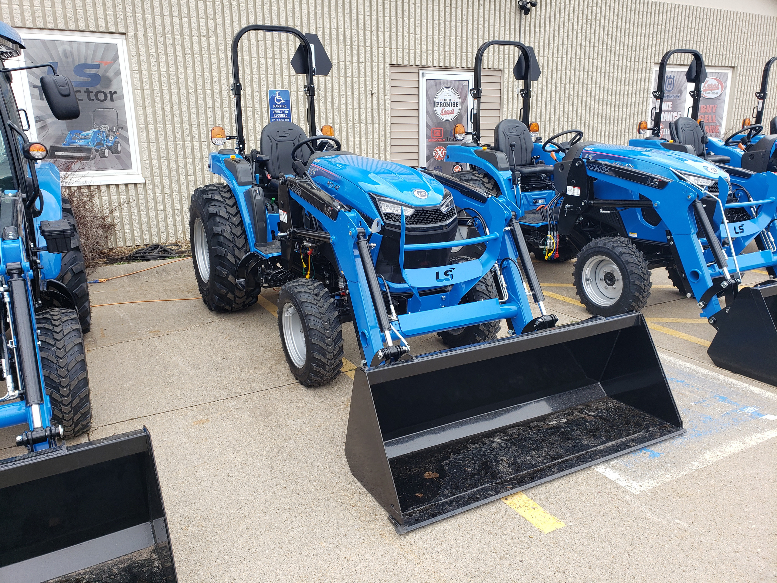 LS Tractor MT242H - 42.5HP Yanmar Diesel w/Front Loader, 3rd Function ...