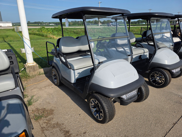 2021 Club Car Precedent 4 Pass Gas Golf Cart (Pre-Owned)