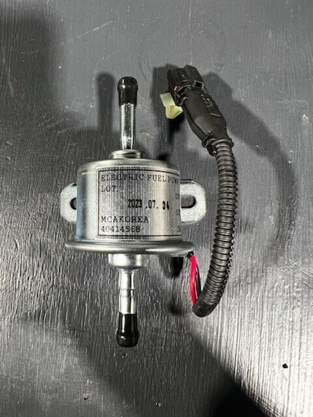 Genuine OEM LS Tractor Electric Fuel Pump TRG010 (40414568)