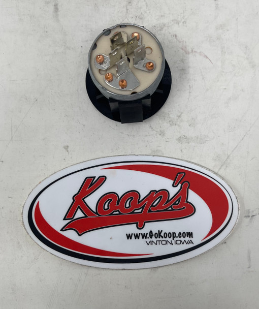 Scag Ignition Switch W/ Pad (483472), 483472