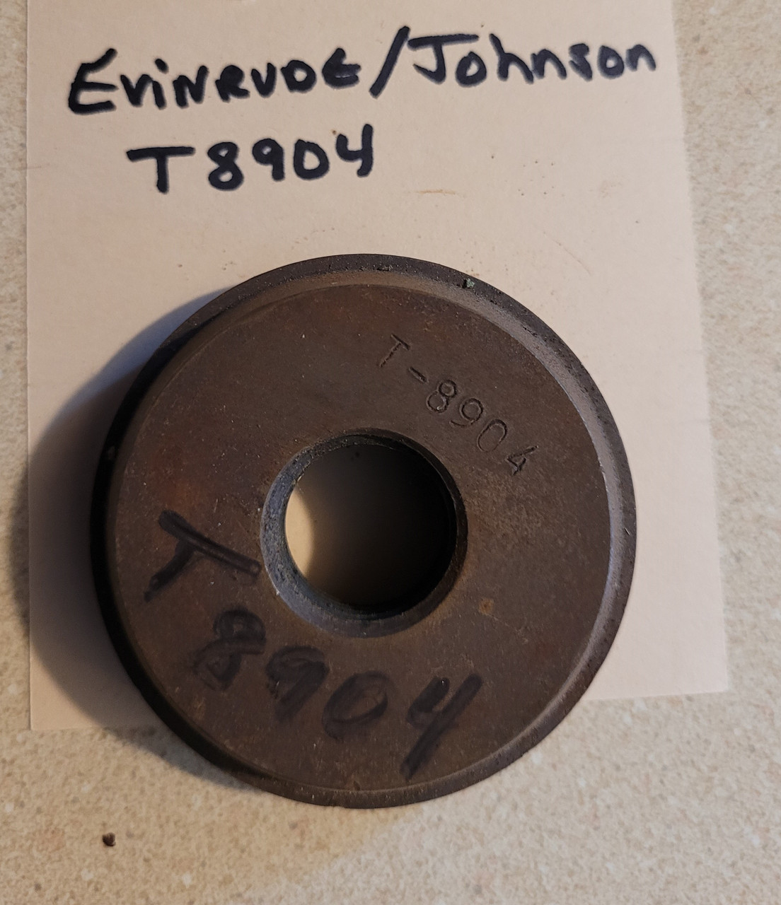 T8904