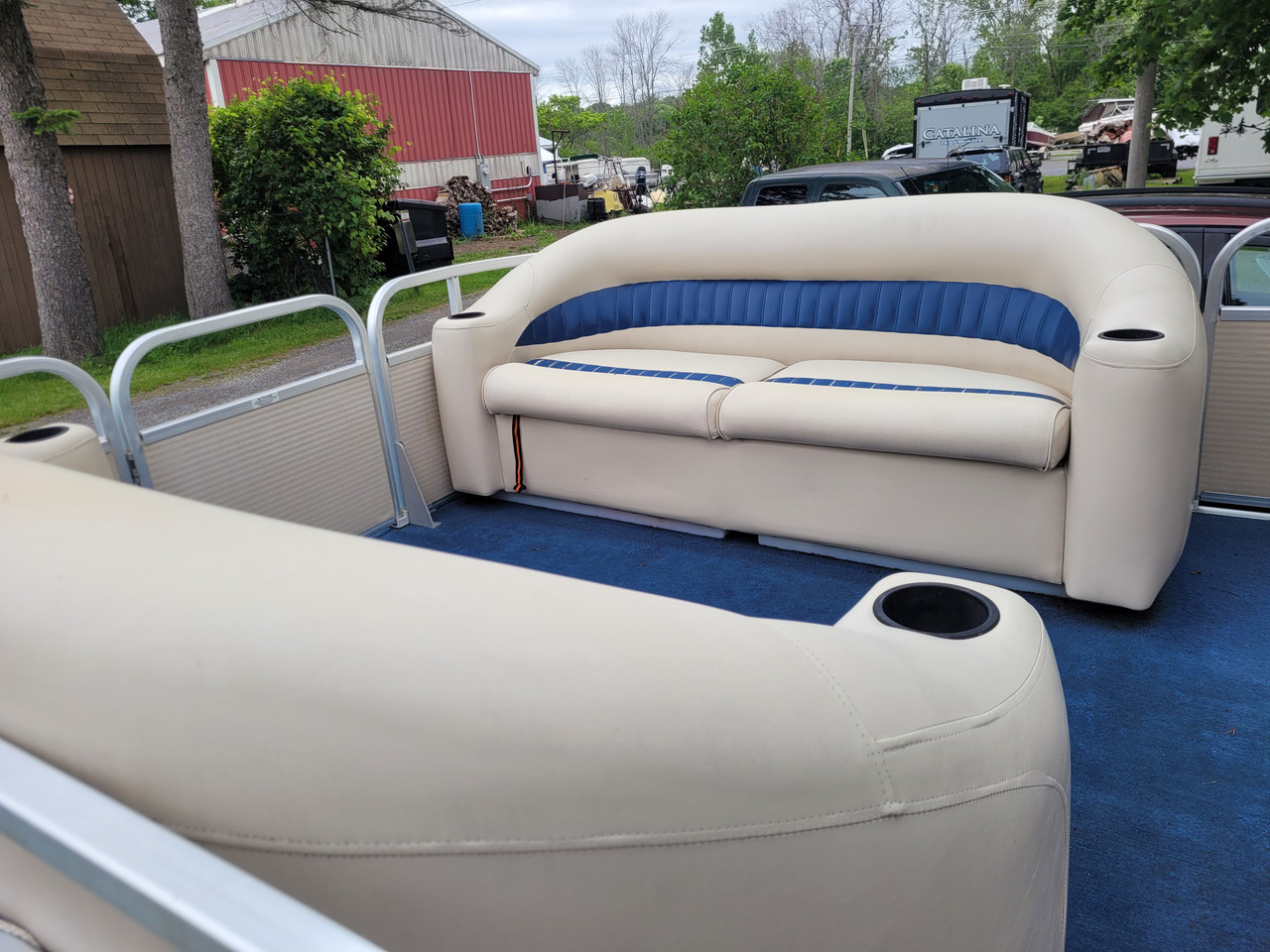 2000 24' PREMIER MARINE EXPLORER