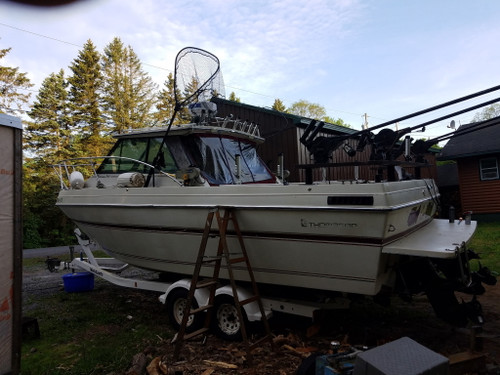 26' THOMPSON FISHERMAN HARDTOP 1990