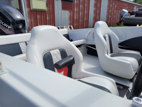 2015 16' GLASTRON GT160