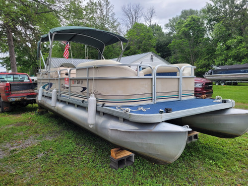 2000 24' PREMIER MARINE EXPLORER
