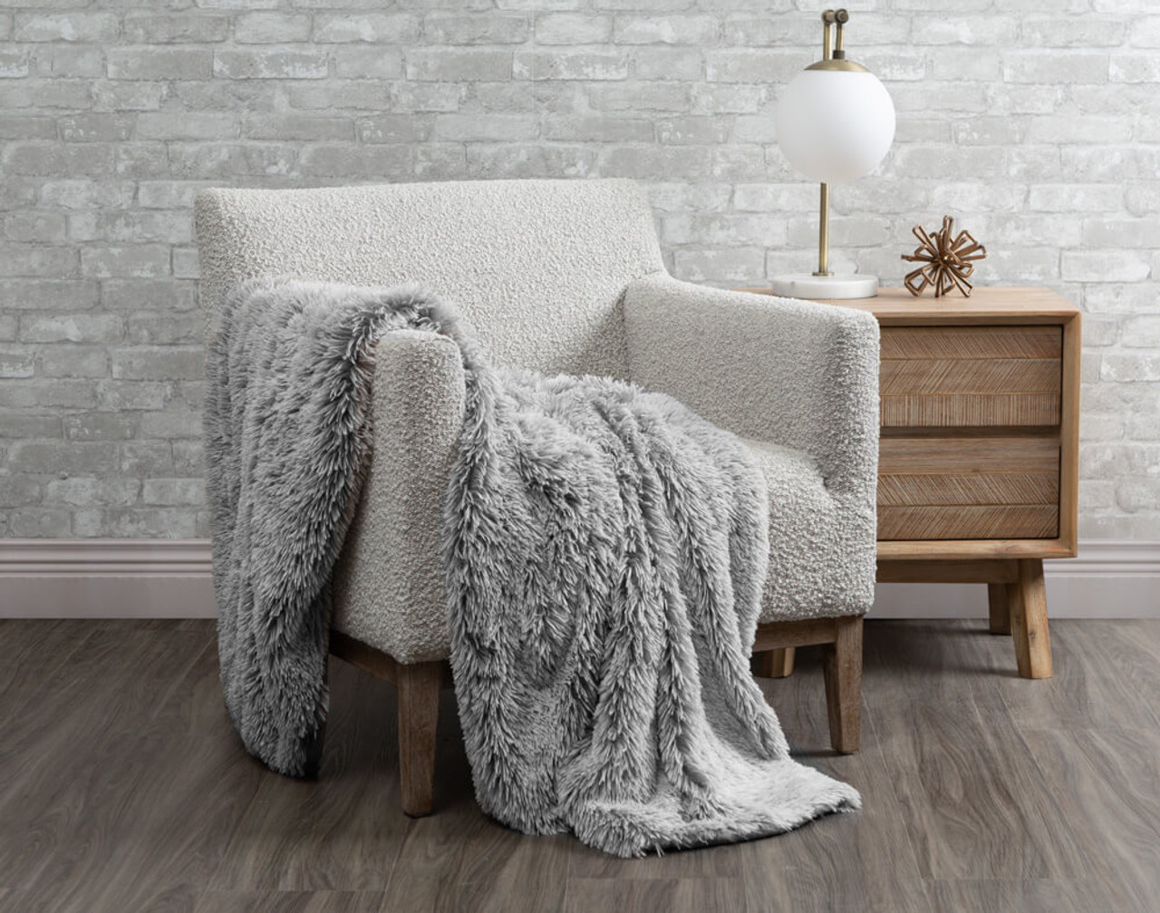 Frosted Shaggy Throw in Titanium Light Grey